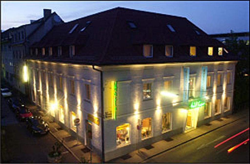 Hotel Geyer Klagenfurt am Woerthersee Kültér fotó